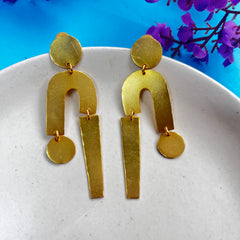 Rory: Minimalist Golden Abstract Danglers