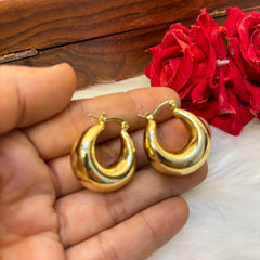 Joanna: Classic Bold Hoops