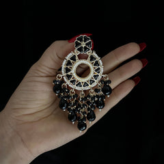 Saloni: Beautiful Black Kundan Earrings