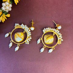 Kritika: Golden Glow Pearl Hoops