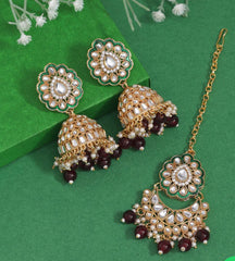 Saira: Kundan Jhumka Set With Mangtika