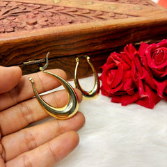 Golden Friday Party Hoops