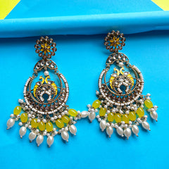 Nyra Earrings