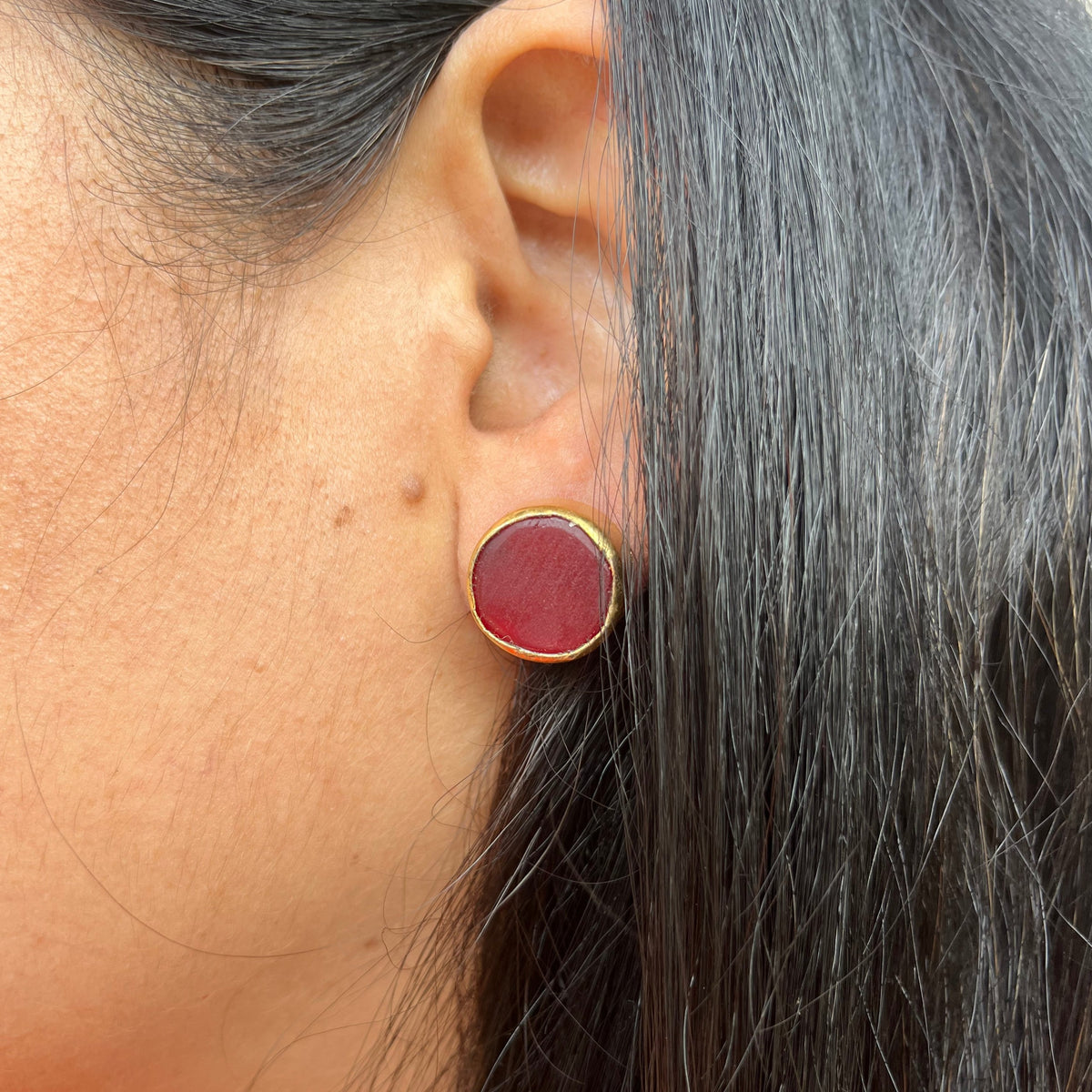 Red Druzzy Stone Stud